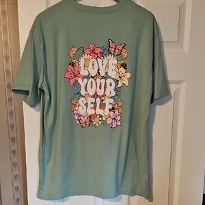 Women's Green Short Sleeve Tee with Floral Design